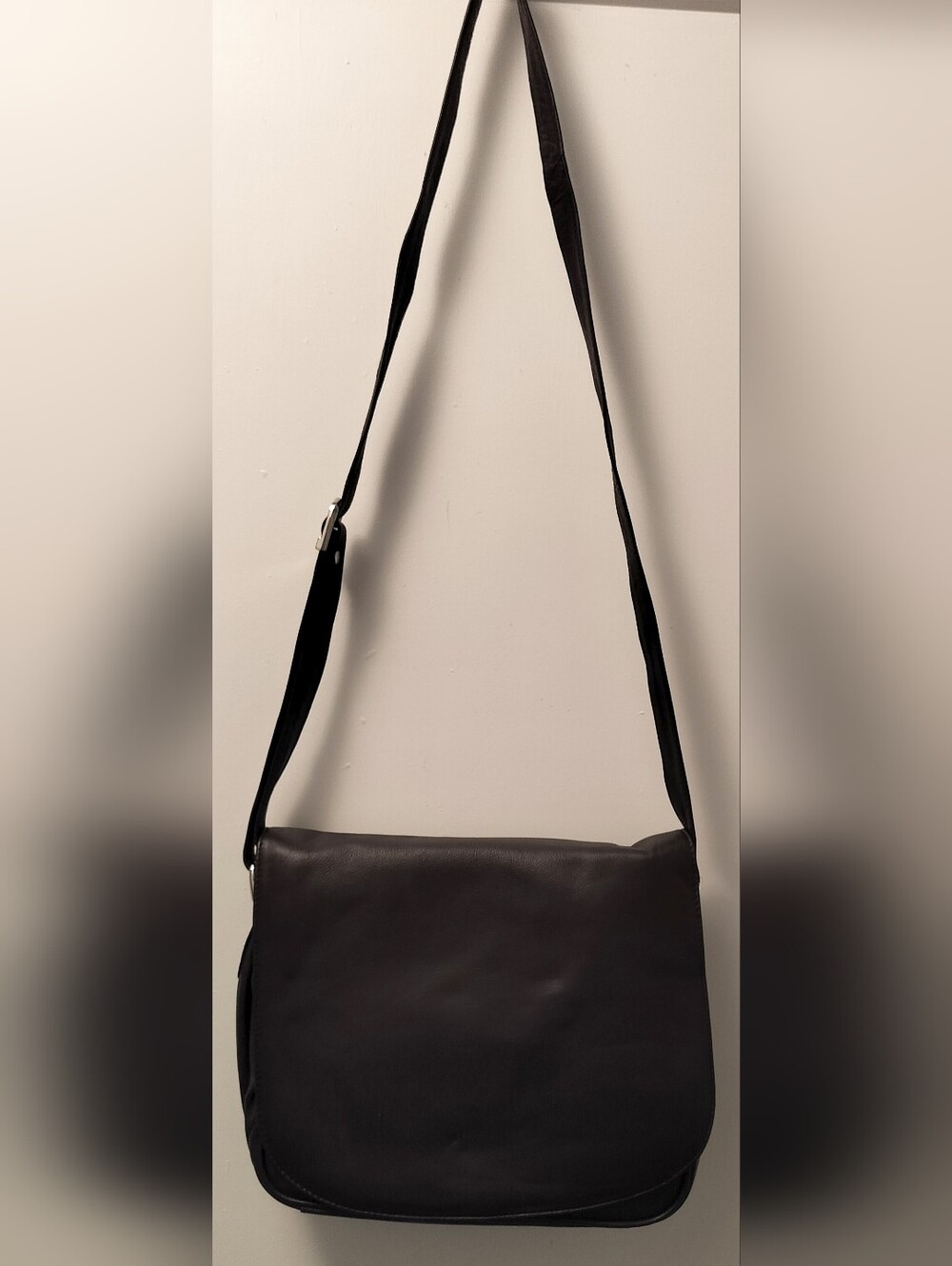 Chocolate Leather Crossbody / Shoulder Bag